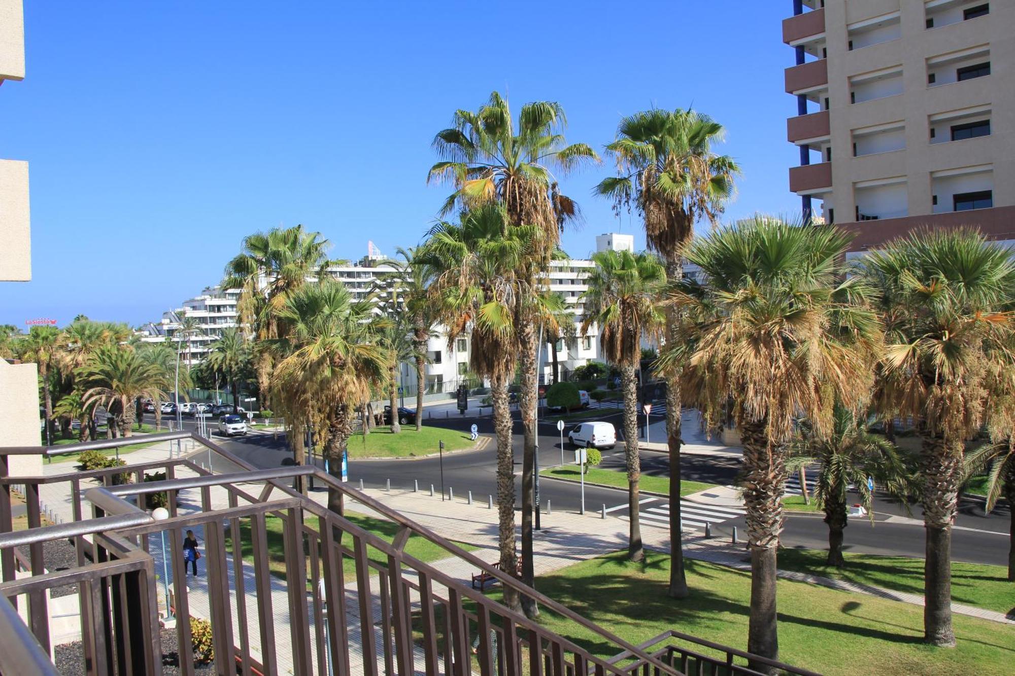 Las Americas - 2 Bedrooms - Flayla-A Арона Экстерьер фото